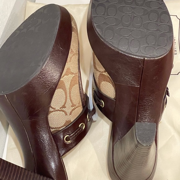 Coach Jodey Sig Mules - Picture 7 of 9